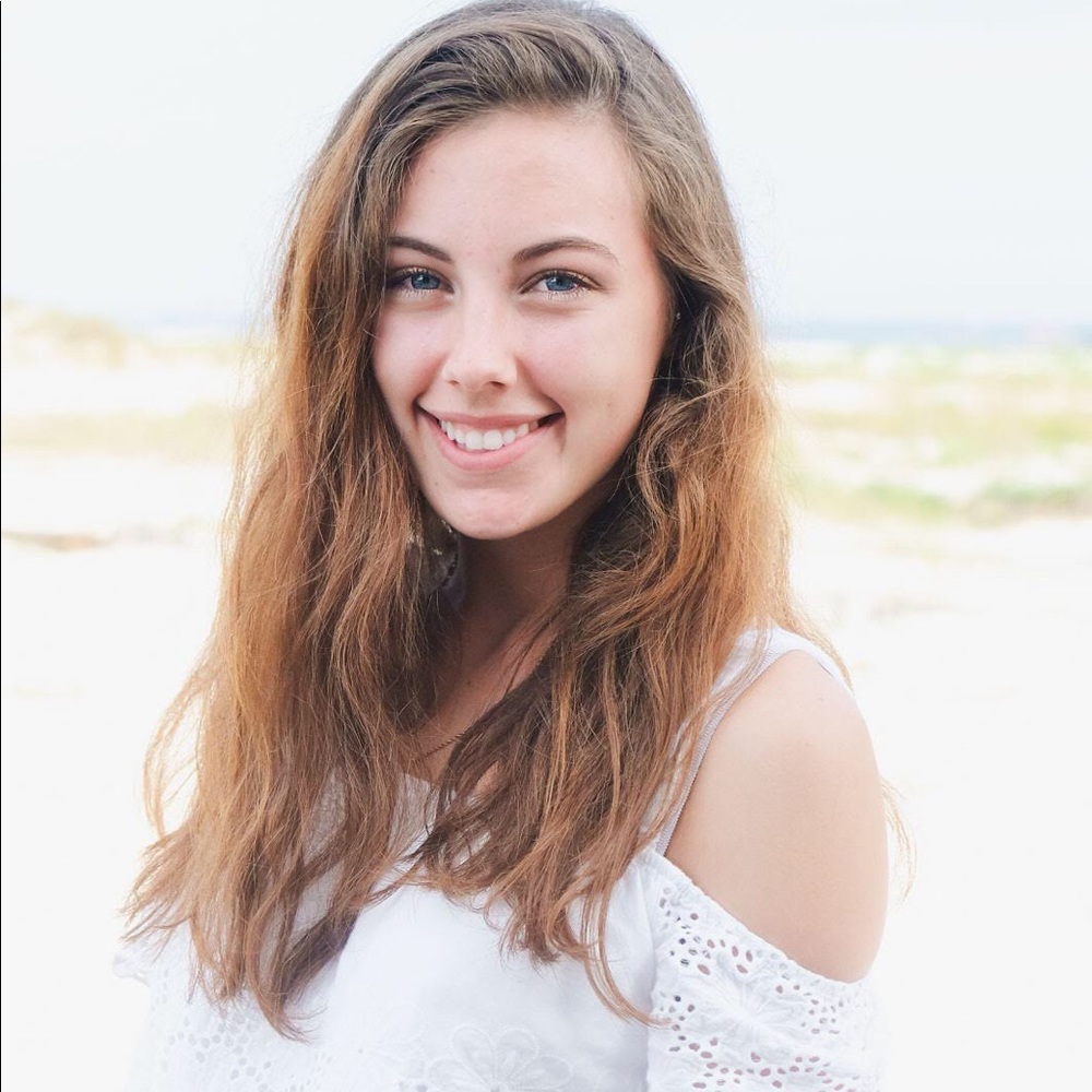 Meet your Posher, Kaitlin